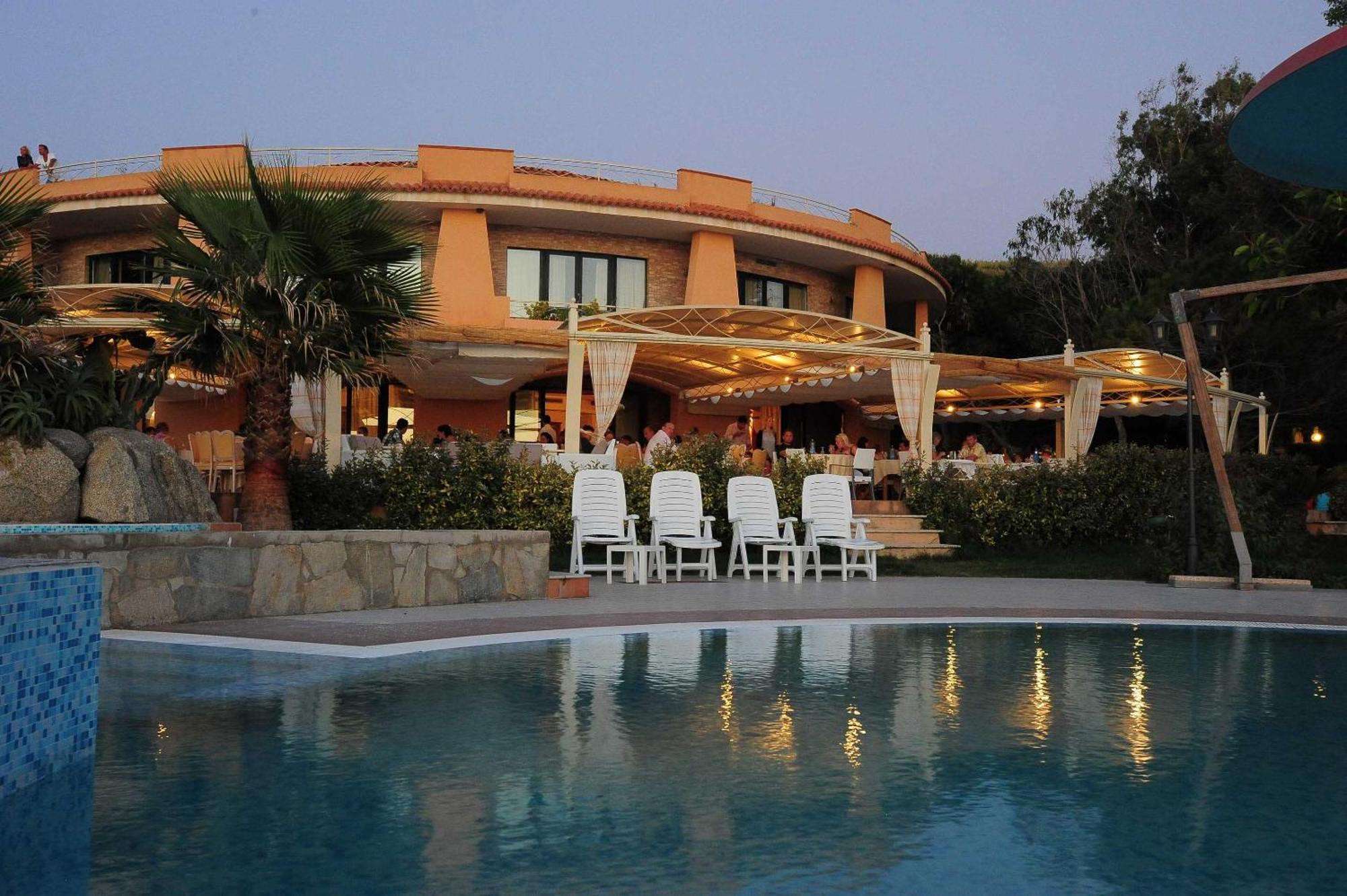 Solemare Club Village Capo Vaticano Extérieur photo