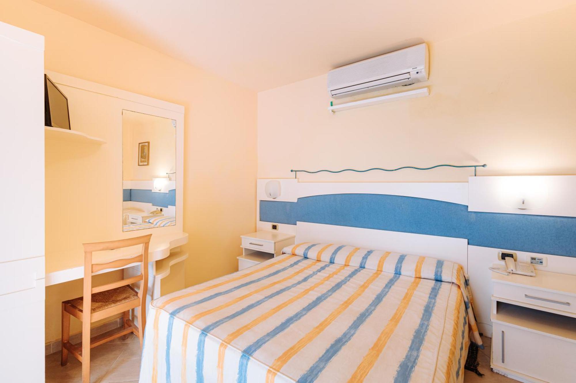 Solemare Club Village Capo Vaticano Extérieur photo