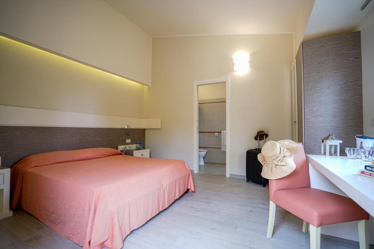 Solemare Club Village Capo Vaticano Extérieur photo